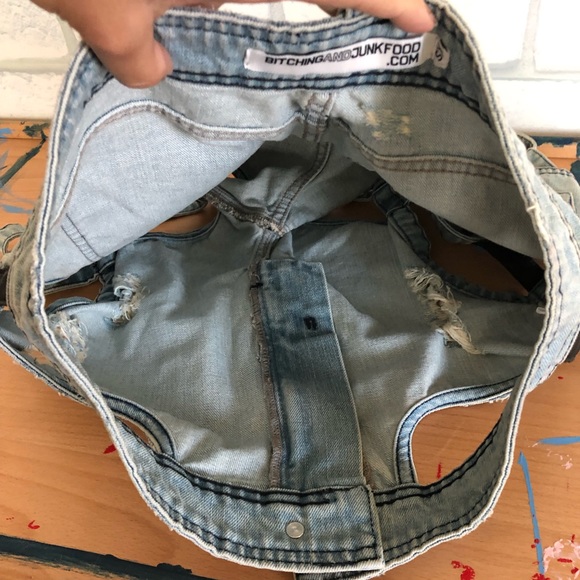 BITCHING AND JUNK FOOD SHORTS - Picture 7 of 8